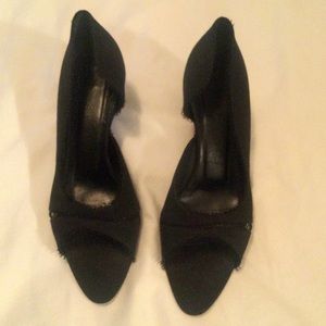 ROCHAS COUTURE HEELS. IMMACULATE CONDITION.